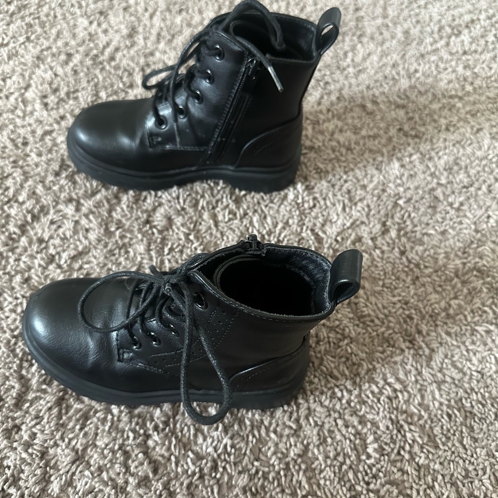 Gently Used Black Lace-Up Ankle Boots - Picture 2 of 5